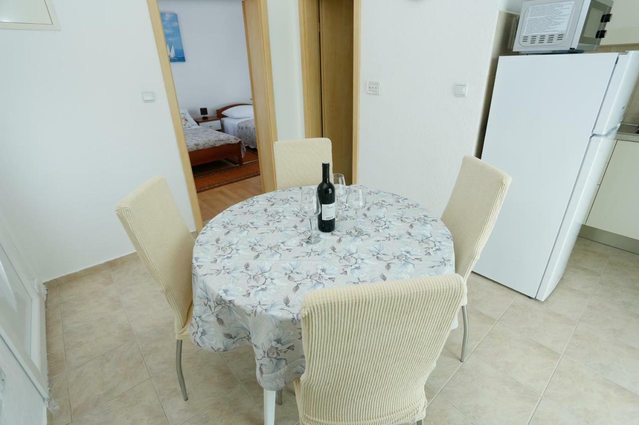 Ferienwohnung Apartman Paula 1 Vinišće Exterior foto